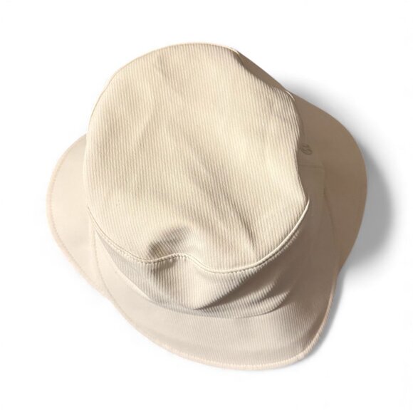 NWT Lululemon Off-White Bucket Hat - Picture 2 of 8